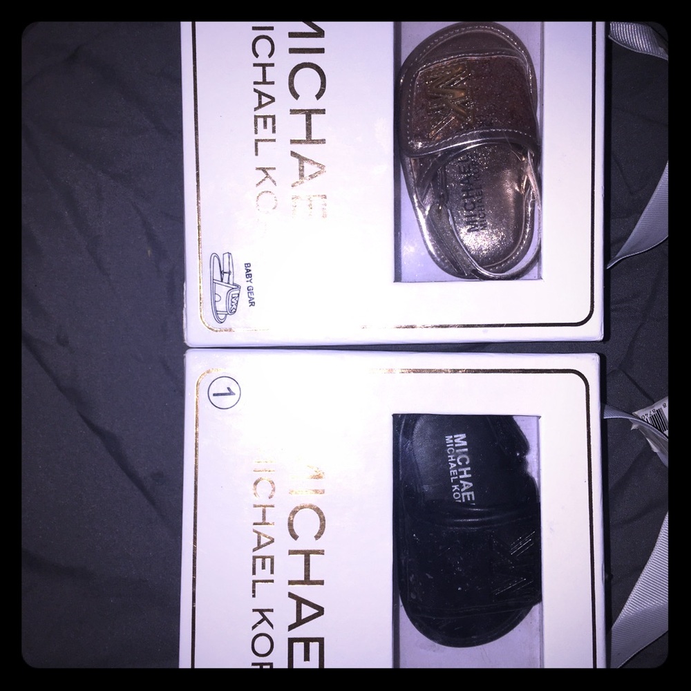 MK sandals size 1